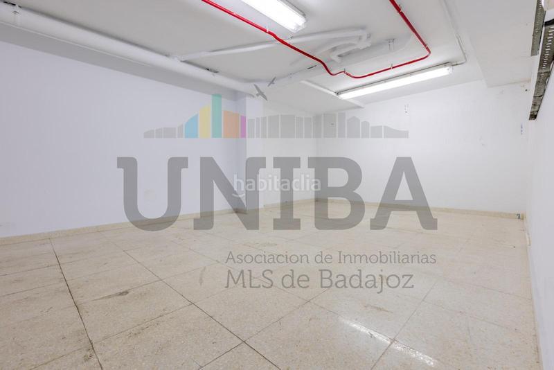 Foto 5a5cc2de-5016-4c1e-b3bd-7df1b3b40637. Local comercial a Centro Cáceres