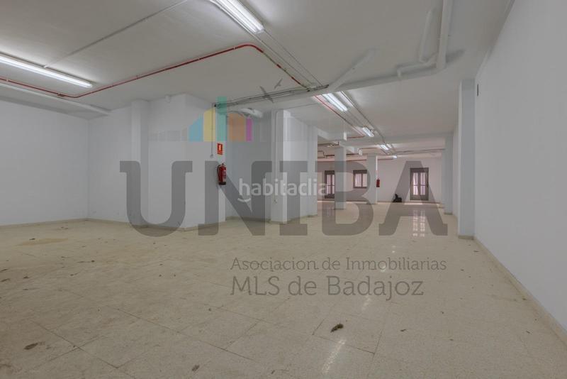 Foto 92876069-63a6-4300-adfd-b57438401c6a. Local comercial a Centro Cáceres