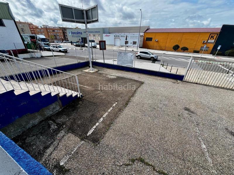 Foto 3a015c94-85a4-4ae6-8827-51c374a98445. Bâtiment à usage industriel dans La Estación Badajoz