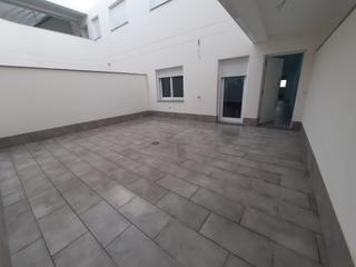 Lloguer Apartament a Maria Auxiliadora - Barriada de Llera. Apartamento nuevo en alquiler solo con cocina amueblada