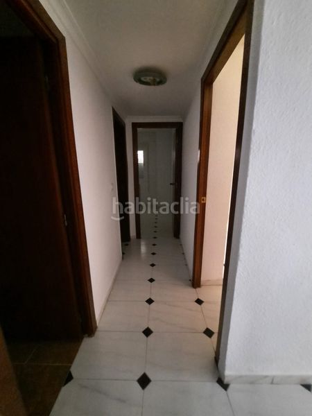 Foto e2339fde-e58e-401d-84ab-ee6fc8743378. Pis amb calefacció aparcament a Santa Marina Badajoz