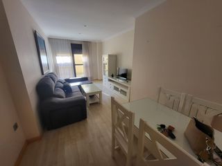Location Appartement à La Estación. Luminoso piso de 2 dormitorios con terraza y patio privado