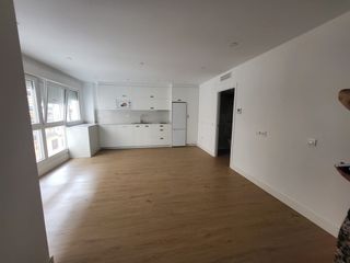 Affitto Piccolo appartamento in Santa Marina. Apartamento en alquiler de 2 dormitorios