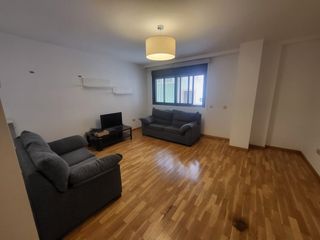 Lloguer Apartament  Calle suárez somontes 17a. Apartamento en alquiler con garaje
