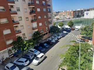 Miete Etagenwohnung in Maria Auxiliadora - Barriada de Llera