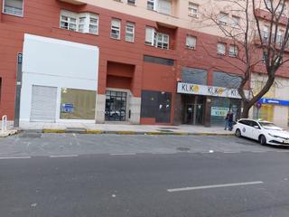Local Comercial en Calle Enrique Segura Otaño 13b