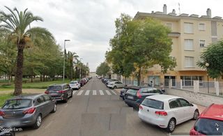 Location Duplex à Avenida Elvas. Dúplex en alquiler solo cocina amueblada en jardines del guadian