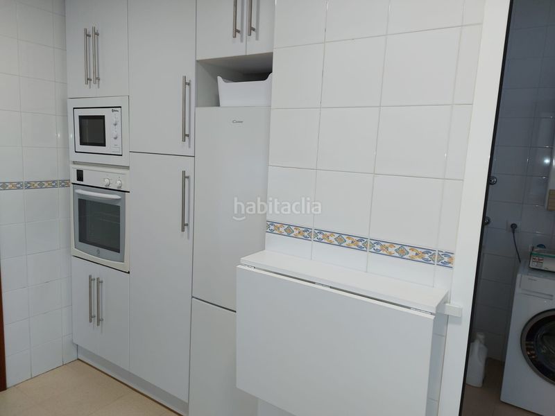 Foto b7d338aa-b84c-4200-8c6a-d0bc84a2e417. Rent duplex with heating parking in Avenida Elvas Badajoz