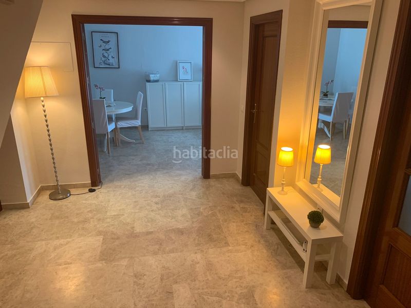 Foto f9abe71f-508b-4b5b-b6dd-2eb73aebfde8. Rent duplex with heating parking in Avenida Elvas Badajoz