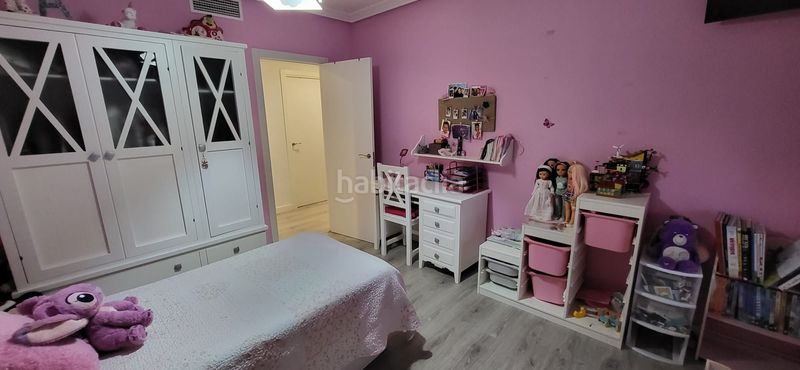 Foto 5dcbe0d9-a773-4e05-bf28-1228d3755ff8. Chalet en Carretera de Sevilla - Los Montitos Badajoz