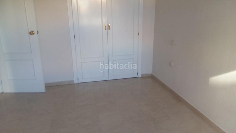 Foto e1f8b2a7-1078-45a3-93f0-ae85d50bea1a. Alquiler apartamento  en alquiler solo con cocina amueblada en Badajoz