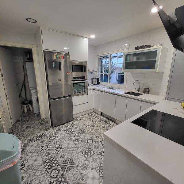 Foto 12d0cc74-7c12-48f3-b296-7d8067cbb24e. Chalet with heating parking pool in Carretera de Sevilla - Los Montitos Badajoz