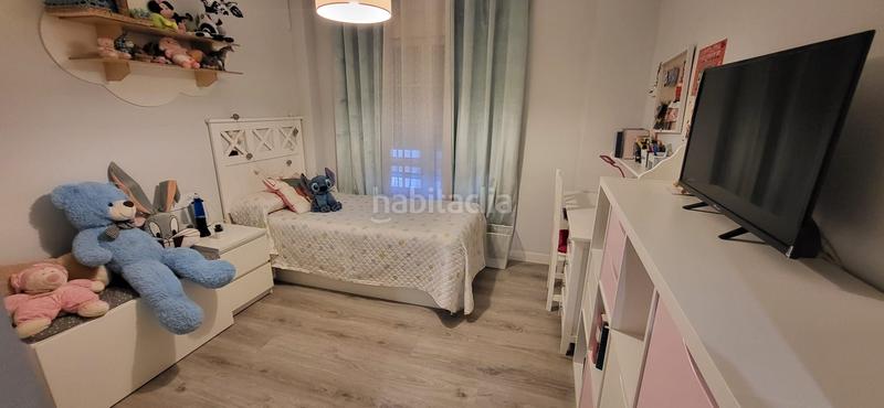 Foto f185ba3e-8da6-4722-88f6-eea0a467fa26. Chalet with heating parking pool in Carretera de Sevilla - Los Montitos Badajoz