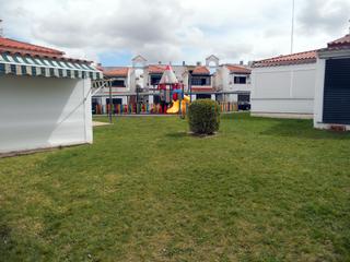 Dúplex en Golf Guadiana. Precioso duplex en urbanización golf guadiana consta abajo: saló