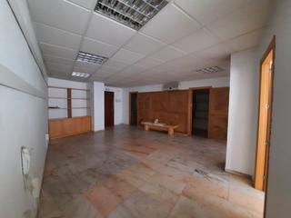 Lloguer Local Comercial a Valdepasillas - La Paz - Huerta Rosales