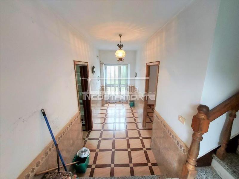 Foto 043c29d3-ae65-4e04-9359-16f0bee317c8. Casa amb aparcament a Muxía