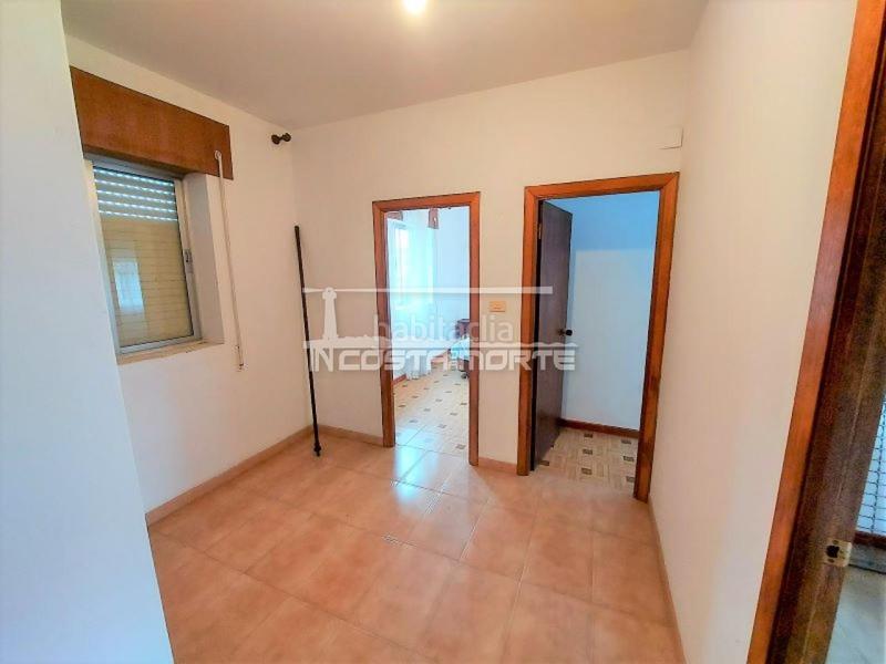 Foto 60fb820b-1b5f-4990-a59a-b2bb13bd17d4. Casa amb aparcament a Muxía