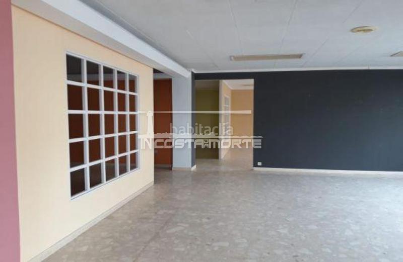 Foto 40213cd3-e348-4a31-8e8b-b4086b2c23c0. Geschäftsraum in Cee