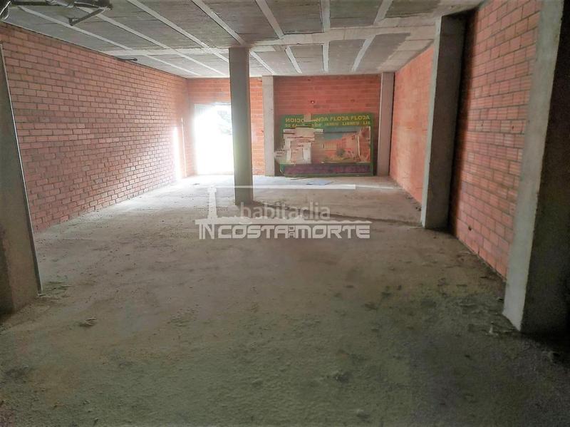 Foto 5beea9e9-7996-4dd3-a660-226b92cf63d1. Geschäftsraum in Cee