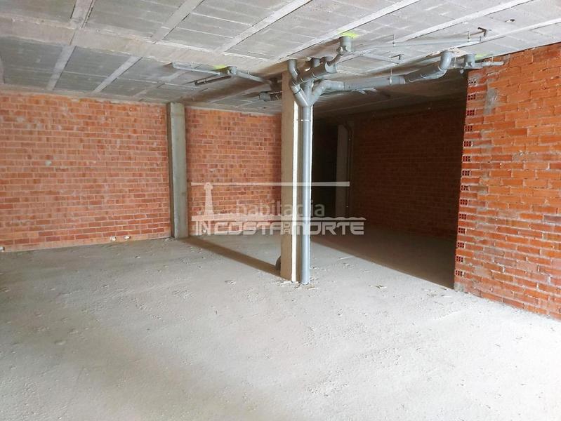 Foto 974bafb3-c881-42d0-904f-cc8e03239eea. Geschäftsraum in Cee