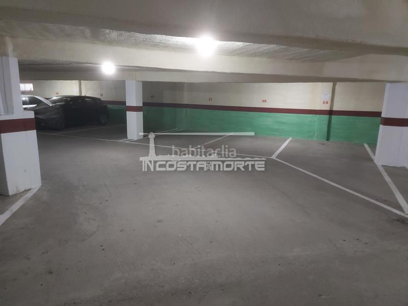 Foto 750dabb0-f21f-4354-a976-b2193052fdaa. Parking voiture dans Cee