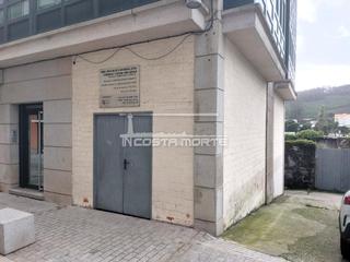 Geschäftsraum in Cee