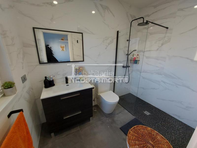 Foto 4fbfe805-7615-4685-b82b-68d177160f08. Xalet amb calefacció aparcament piscina a Carnota