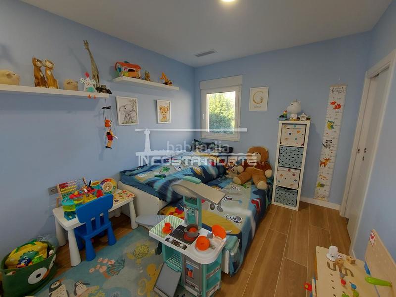 Foto 8c71207c-a5bf-4b05-9a0c-293b42c2c6e2. Xalet amb calefacció aparcament piscina a Carnota