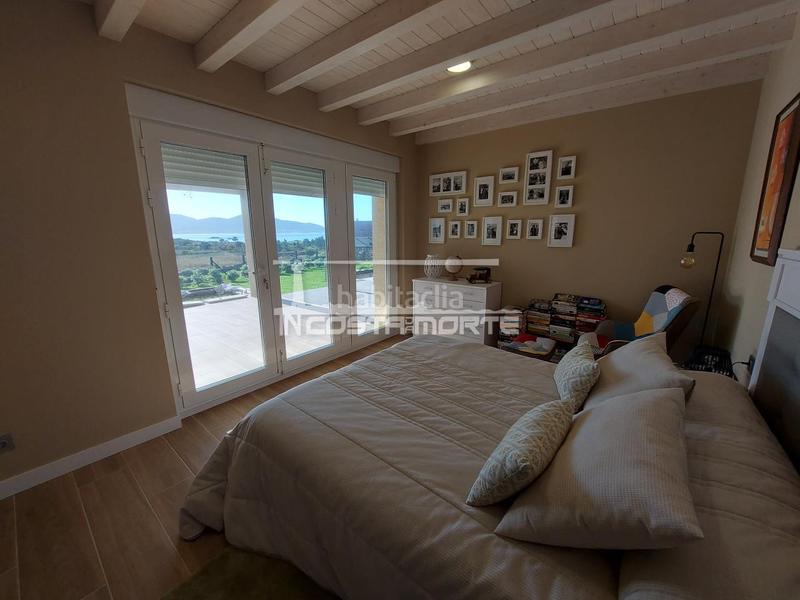 Foto 946e476e-255b-470b-a976-0bc67a7a635d. Xalet amb calefacció aparcament piscina a Carnota