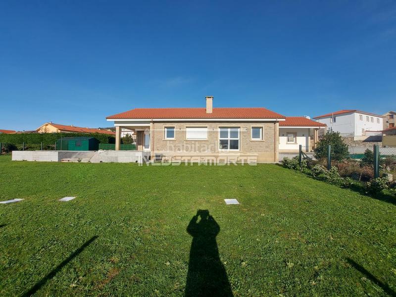 Foto d61c049c-81d6-4ca3-8402-7b1c6361efc5. Xalet amb calefacció aparcament piscina a Carnota