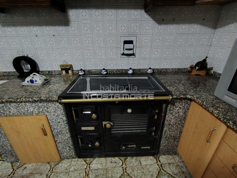 Foto 6d04022a-c187-4fd8-a365-458b2fc696d7. Casa en Ponteceso