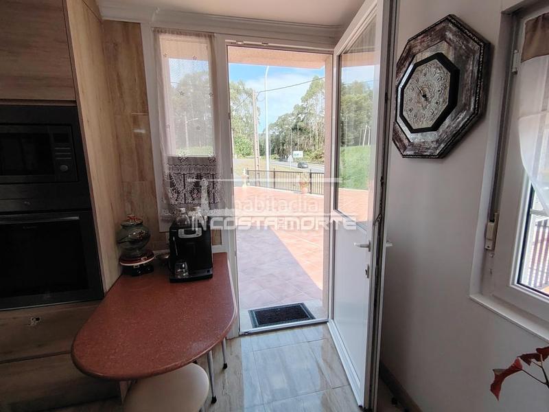 Foto 124d5d9c-c363-41a3-9423-8fbf1fa36c73. Casa adossada amb calefacció aparcament a Fisterra