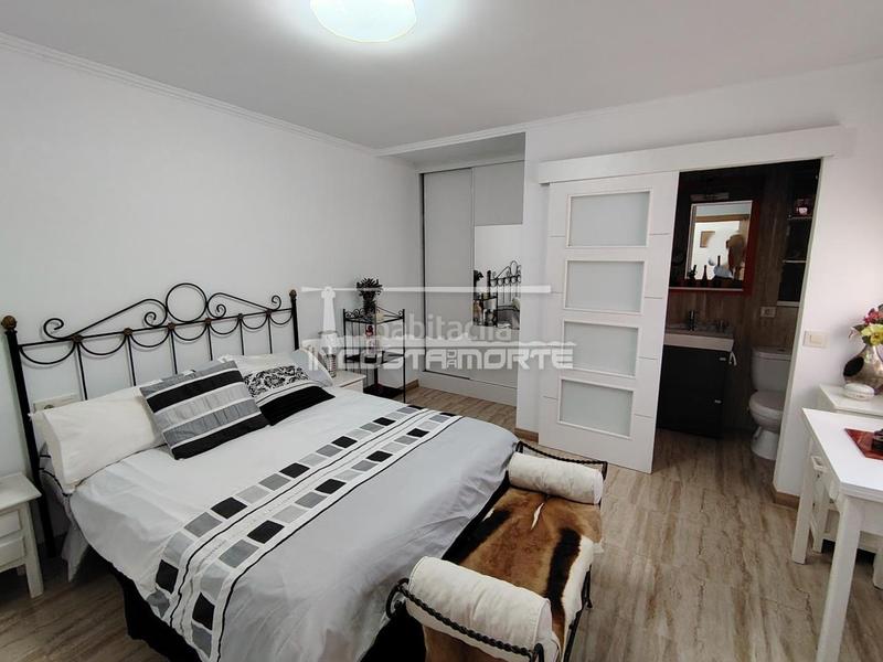 Foto 84dbeb34-6b79-40ac-b841-cef946e7f449. Casa adossada amb calefacció aparcament a Fisterra