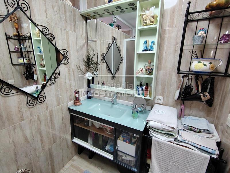 Foto b765a652-692b-4e6b-a441-0bc93b3f0081. Casa adossada amb calefacció aparcament a Fisterra