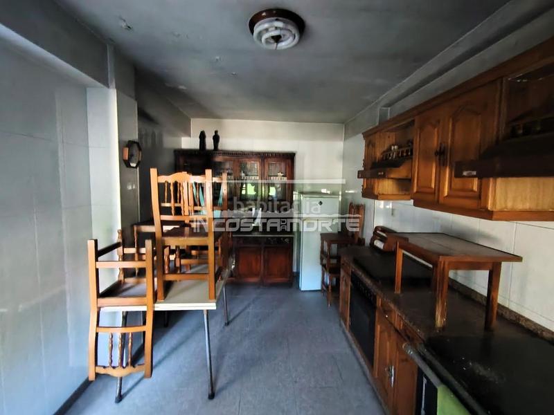 Foto 289ffb46-73ca-4802-b565-f551e1bfd6e5. Haus mit heizung in Cee