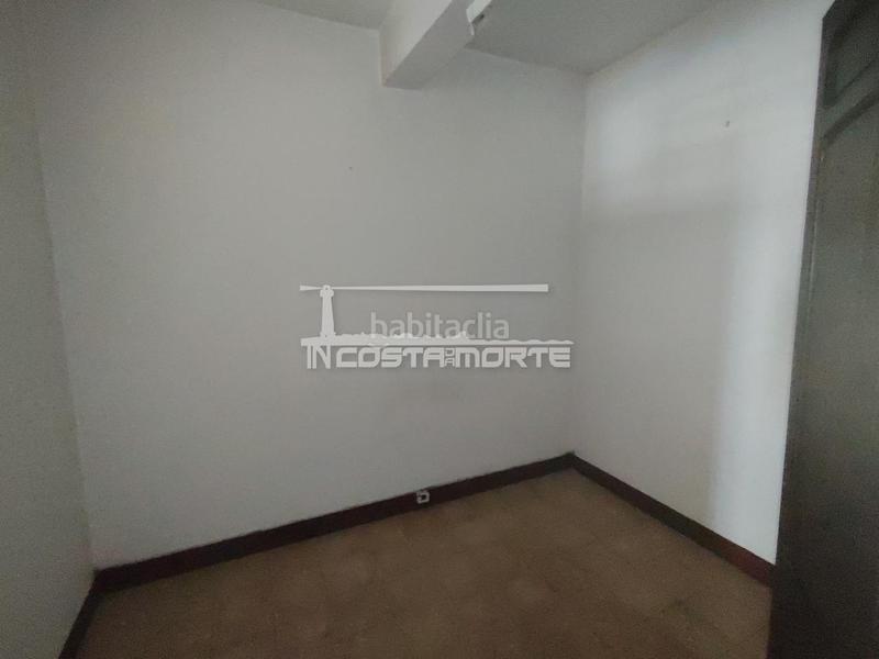 Foto 5b8ea4e1-6cf7-465f-976e-f8aa0992e69b. Casa adosada en Cee