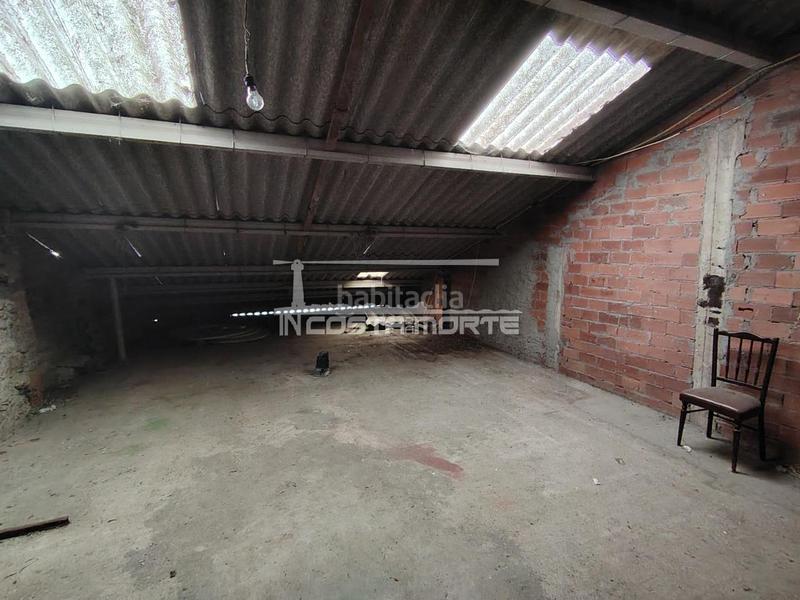 Foto eb1391b9-bbf3-4e14-b8c6-089671b20fab. Casa adosada en Cee