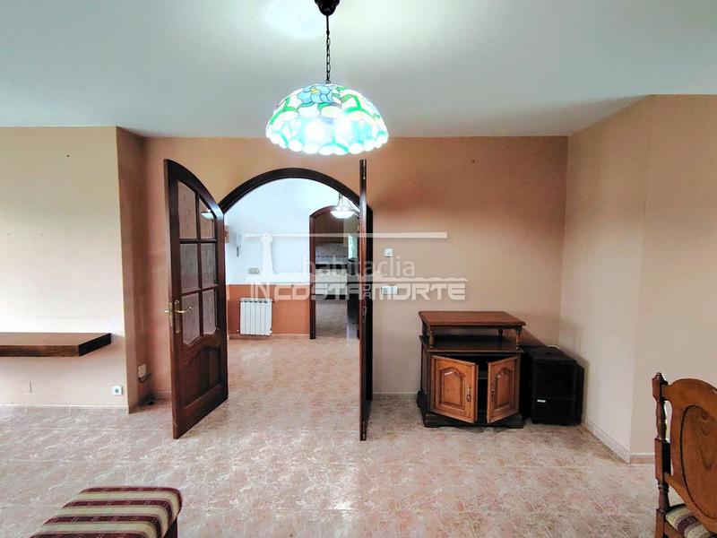 Foto 18aff72e-3809-4cb8-bdb4-b51186b85ac2. Haus mit heizung parking in Cee