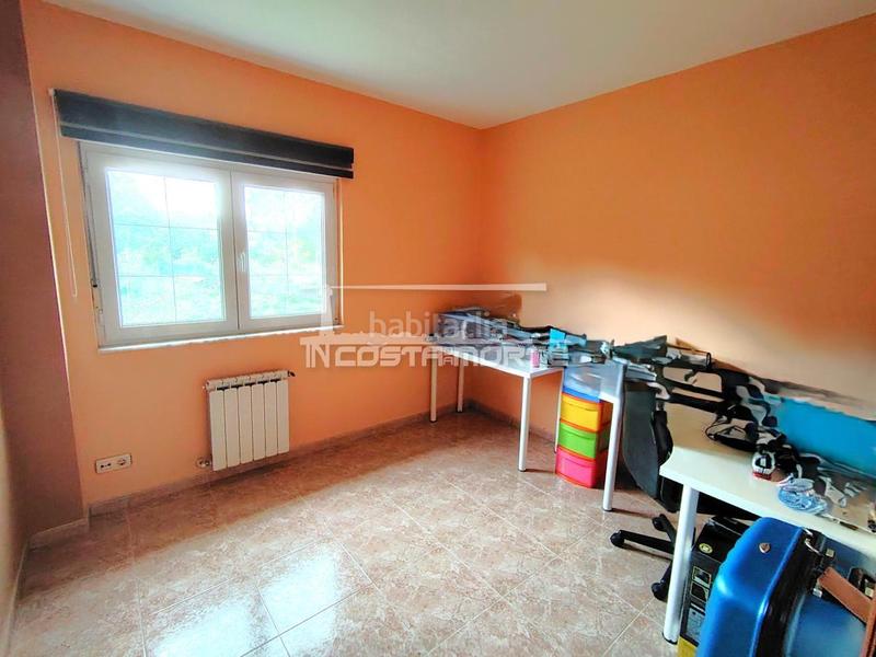 Foto a3d03a64-c8f9-4ceb-bbcf-6defa6f3c292. Haus mit heizung parking in Cee