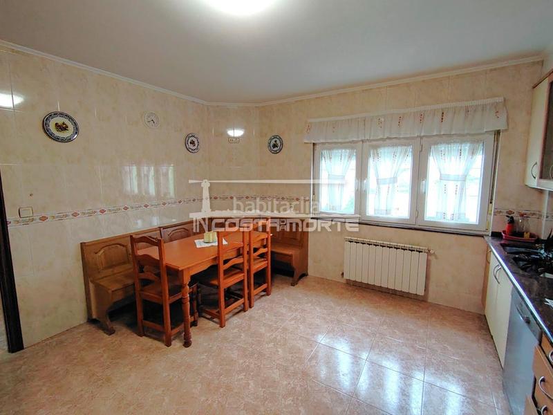 Foto a70050ed-1596-4543-9d8c-2fef9a5b7ba0. Haus mit heizung parking in Cee