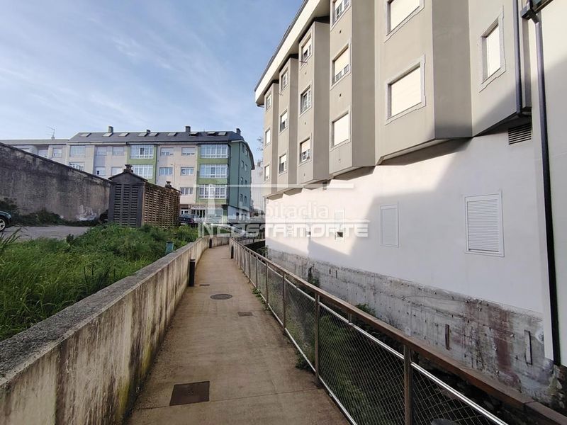 Foto ac0fefc9-1b5b-4990-917d-ef78da08534a. Lloguer local comercial a Cee