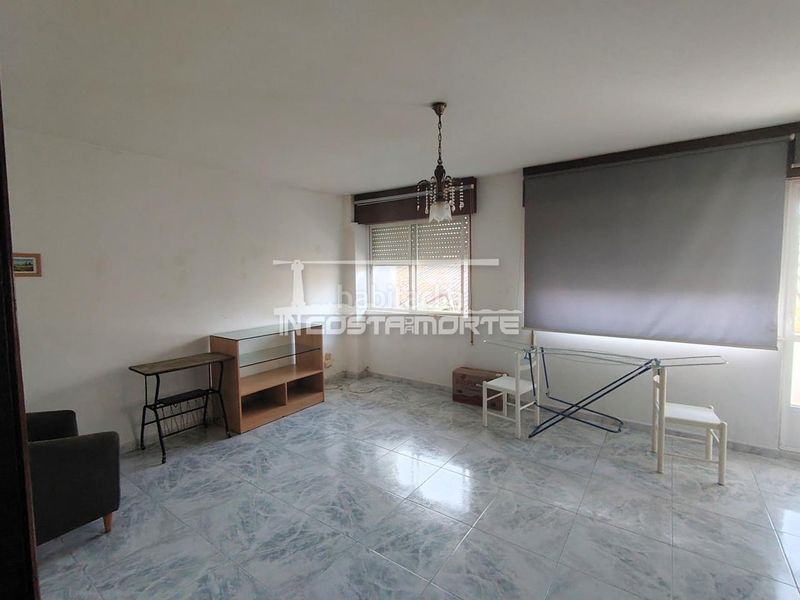 Foto a6bc41f8-1be8-45a3-b063-845dd6ead70f. Flat in Cee
