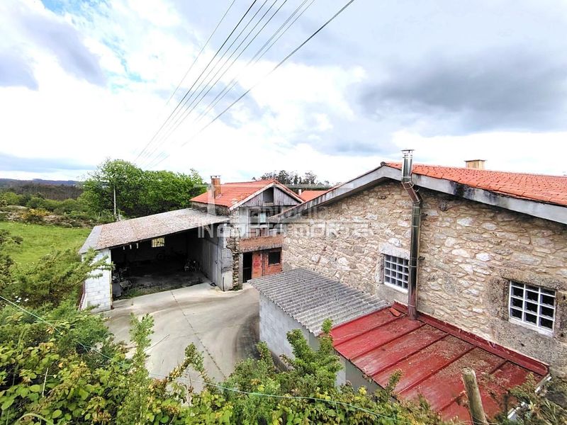 Foto 7cc9d8ce-8df3-4f42-9556-a75c5f979cef. Casa con riscaldamento in Santa Comba