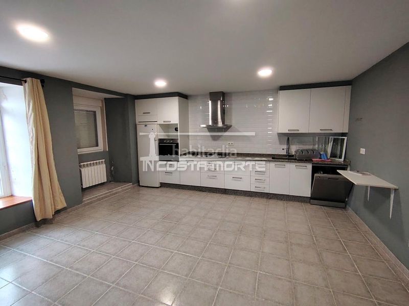 Foto d32f2ab7-00b3-43d8-886d-77bfec09b439. Casa con riscaldamento in Santa Comba