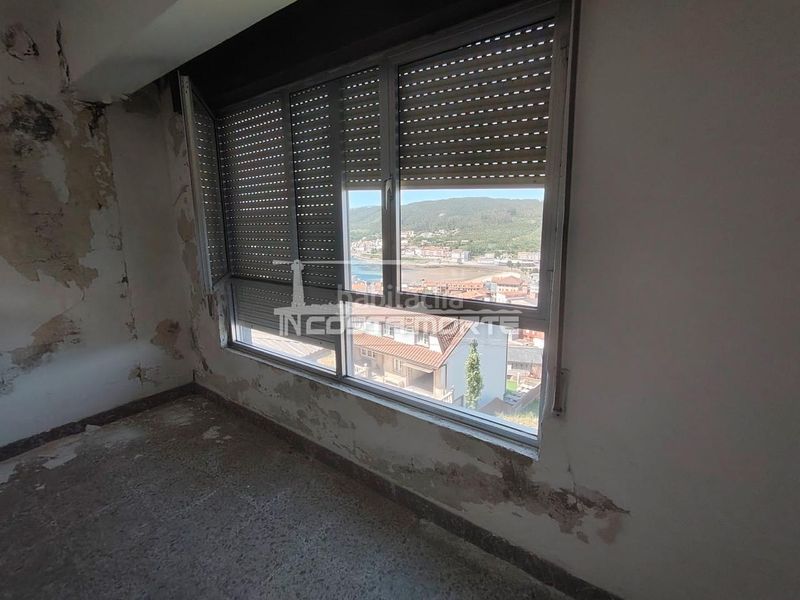 Foto 64ca9713-2746-489b-b784-b7c8aab42f88. Duplex dans Cee