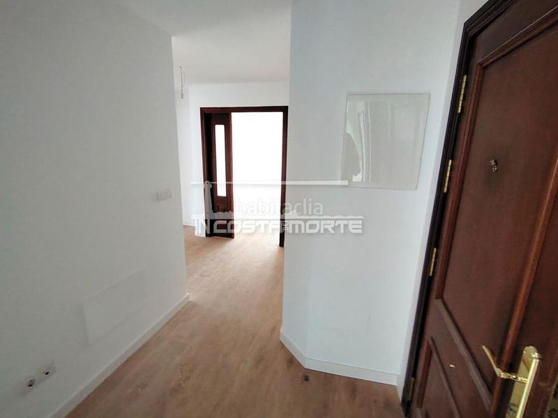 Foto be49f269-6bec-46b3-8ad8-d870760c45e4. Àtic a Fisterra