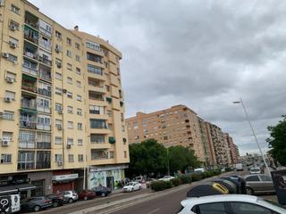 Piso en Pardaleras. Piso en la autopista