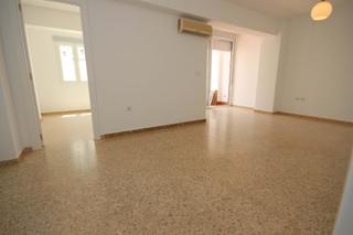 Location Appartement  Rambla martir santa eulalia. Oportunidad única en el corazón de mérida! espacioso piso de 3 d