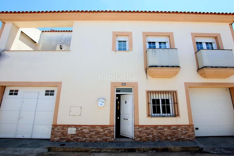 Foto 0a391837-4d8d-4b28-a371-9048a1a8aef3. Casa amb aparcament a Valdelacalzada