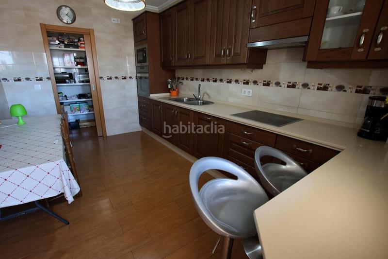 Foto cc0dff68-0b20-4b85-b5fe-b8245311a840. Casa amb aparcament a Valdelacalzada